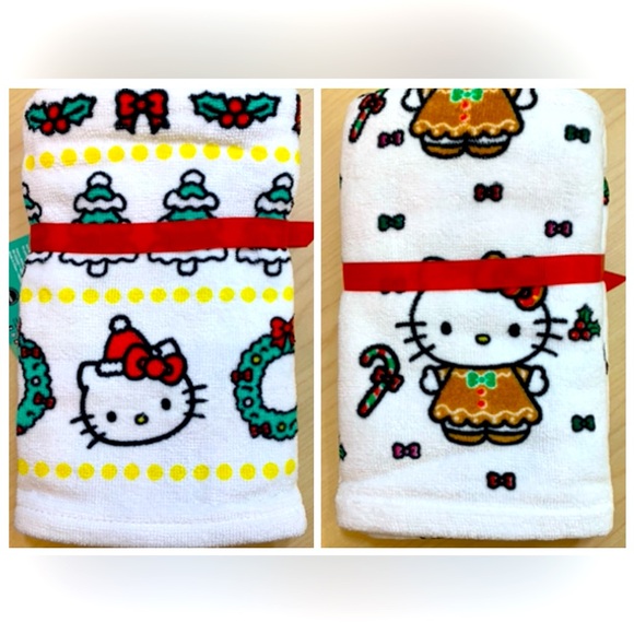 🎄HelloKitty Christmas Hand Towel 4PC Bundle Gingerbread Wreath Holiday 2024 NEW - Picture 10 of 10